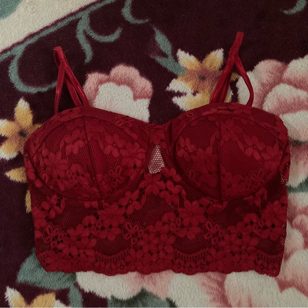 preloved Bozzolo Red Lace Bralette